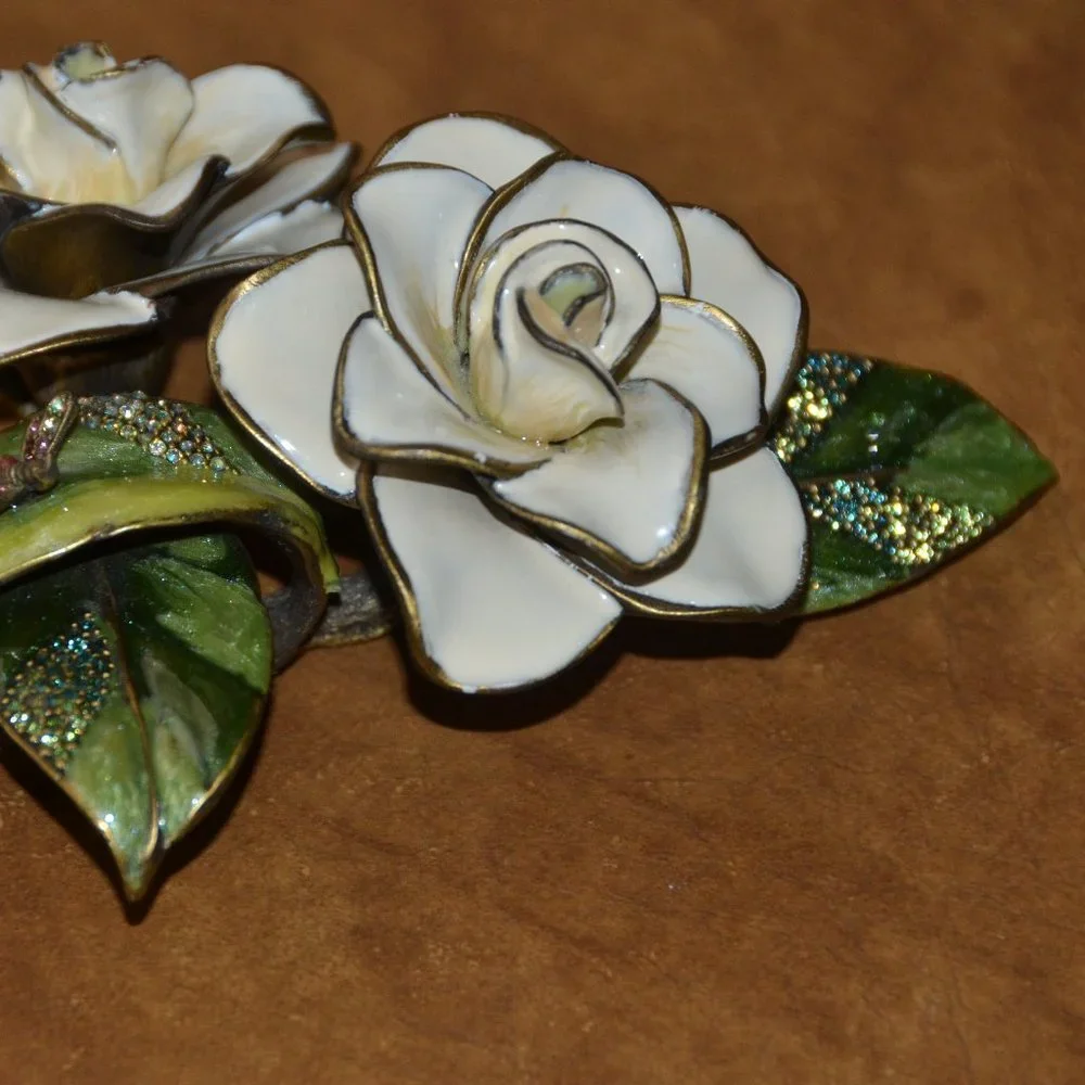 RARE JAY STRONGWATER GARDENIA DRAGONFLY FLORAL FLOWER CRYSTAL ENAMEL FIGURINE